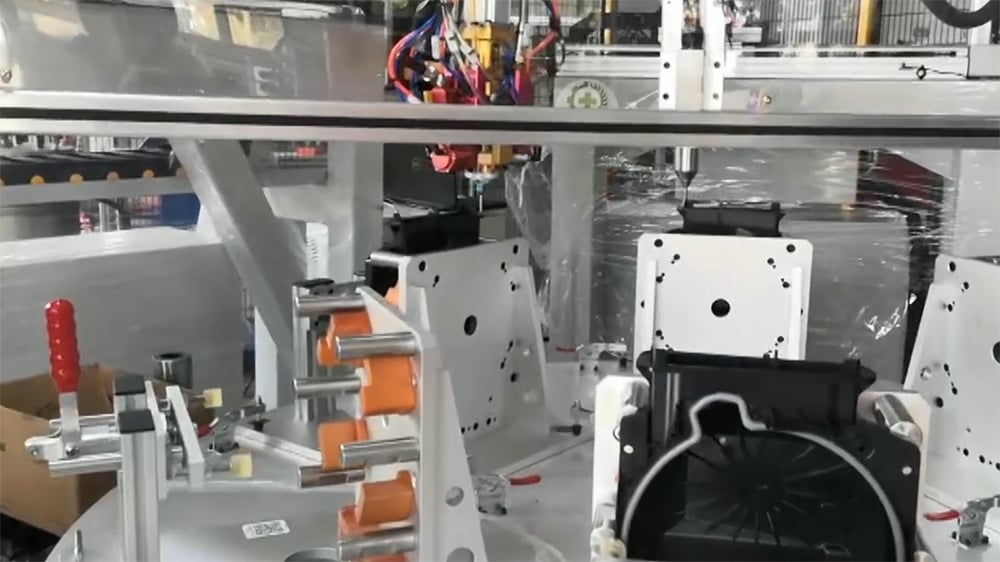 Giải pháp làm kín và tạo gioăng cho phụ tùng ô tô BMW