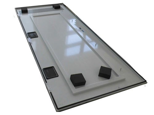 Làm kín gioăng cho tấm cửa phòng sạch