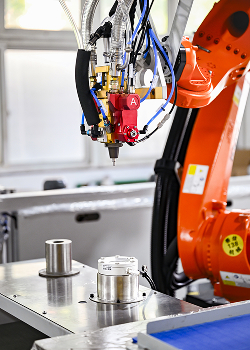 Trạm định lượng silicone tạo bọt hai thành phần bằng robot
