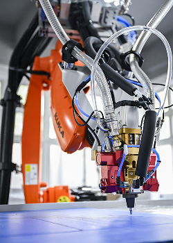 Trạm định lượng silicone tạo bọt hai thành phần bằng robot